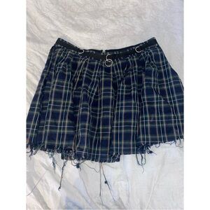 Dollskill grunge zip up skirt